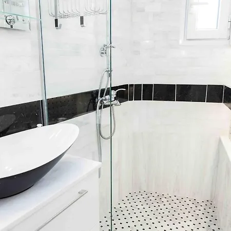 Gorgeous Penthouse With Private Jacuzzi And Amazing View! Apartment *