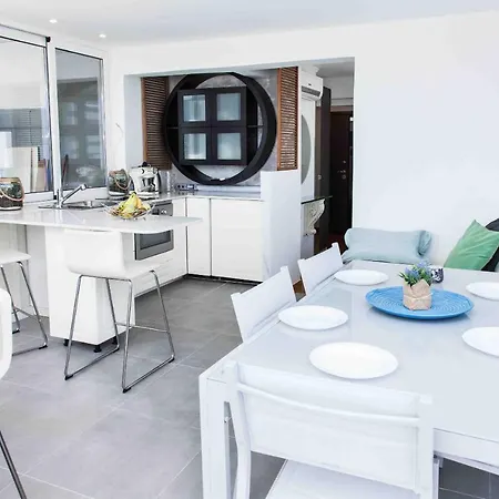 Apartment Gorgeous Penthouse With Private Jacuzzi And Amazing View! Athens