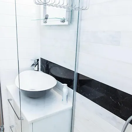 Gorgeous Penthouse With Private Jacuzzi And Amazing View! Apartment Athens