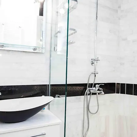 Gorgeous Penthouse With Private Jacuzzi And Amazing View! Apartment